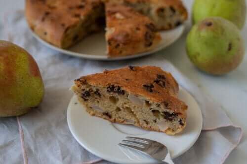 En trin-for-trin opskrift på pærekage