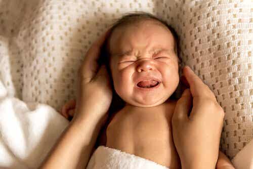Symptomer og behandling af gulsot hos spædbørn