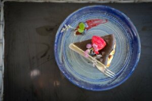 Prøv denne nemme opskrift på keto cheesecake i mikroovnen