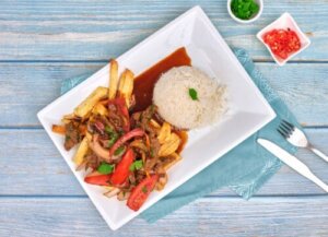 Opskrift på traditionel peruviansk lomo saltado
