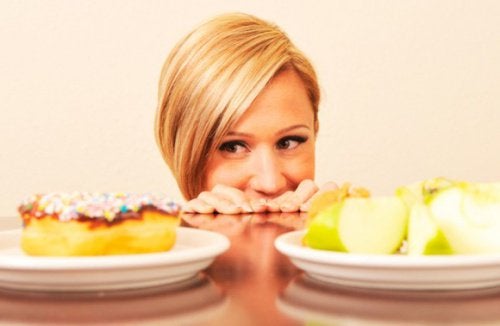 Sådan kan du dæmpe appetitten naturligt