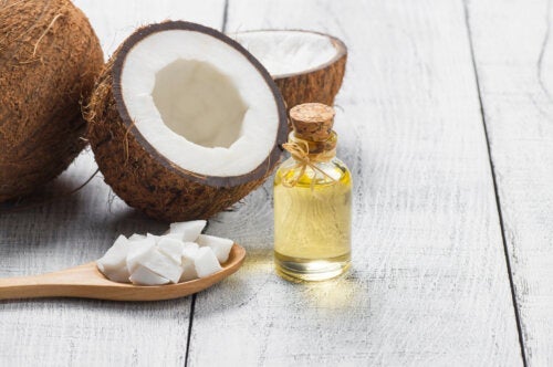 Kontroverser om kokosolie: Hvad du behøver at vide