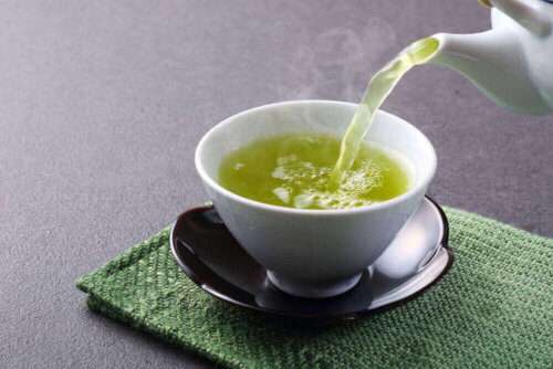 Grøn te kan dæmpe appetitten