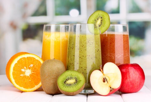 9 opskrifter på udrensende juice, der kan hjælpe med at forynge kroppen