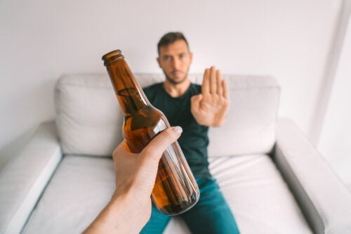 4 tips til at stoppe med at drikke alkohol