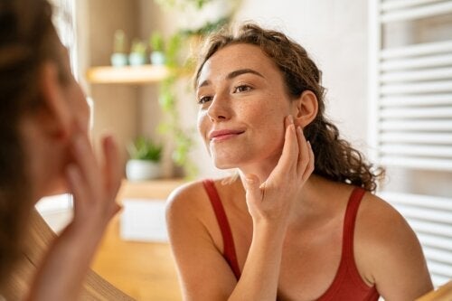 Sådan kan du forebygge hyperpigmentering denne sommer