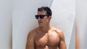 Álex González: Krævende kost og træning for at bevare mavemuskler af stål