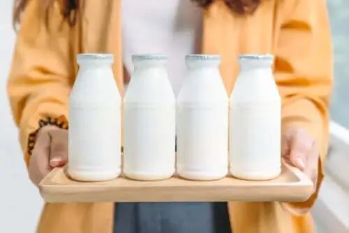 Yoghurt i glasflasker er en god kilde til calcium til personer med diabetes og forhøjet blodtryk