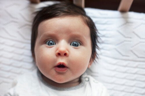 Babys udvikling af synet: Hvordan sker det?
