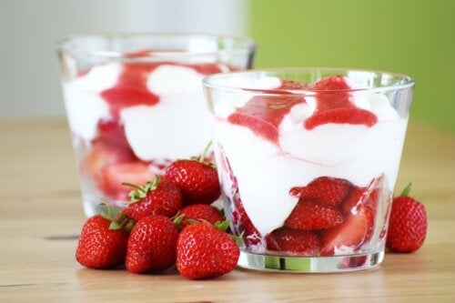 Opskrift på jordbær Romanoff: En anderledes dessert med jordbær