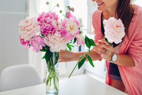 9 tricks til at bevare afskårne blomster i længere tid