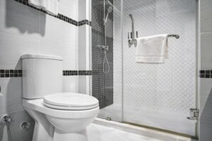Sådan kan du dekorere et toiletlåg: 4 innovative idéer