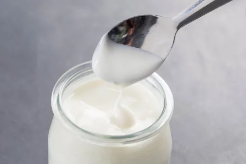 Plantebaseret yoghurt