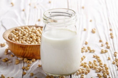 Plantebaseret yoghurt: Alt, hvad du behøver at vide