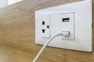 Sådan installeres stikkontakter med USB