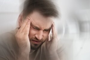 Hvad er intrakraniel hypotension? Symptomer, årsager og behandling