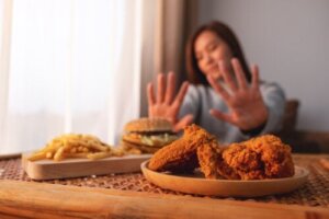4 tips til at undgå stegte fødevarer i din kost