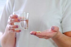 Problemer med at sluge piller? 9 metoder til at hjælpe dig