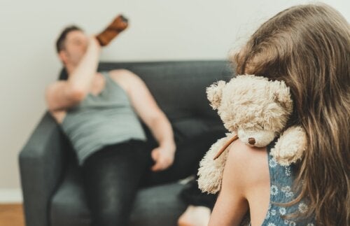 Hvorfor du ikke bør drikke alkohol i børns nærvær