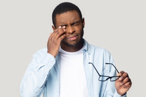 Hvad er oftalmoplegisk migræne?