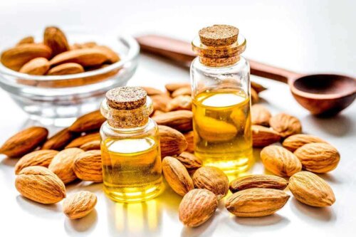 Mandelolie er eksempel på bæreolier