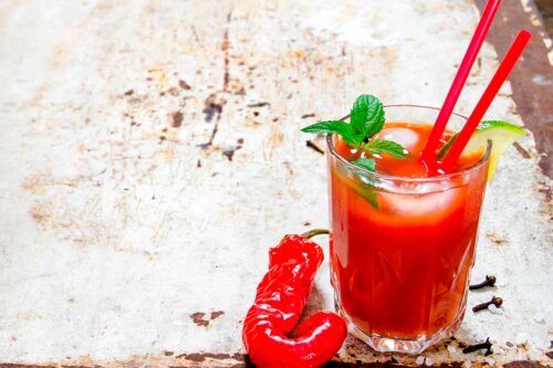 En drik lavet med cayennepeber