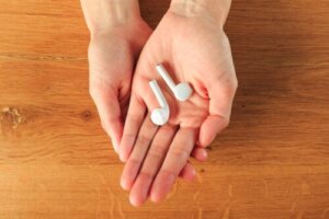 10 tips til at rengøre høretelefoner