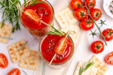 Opskrift på Bloody Mary: En lækker cocktail med tomatjuice