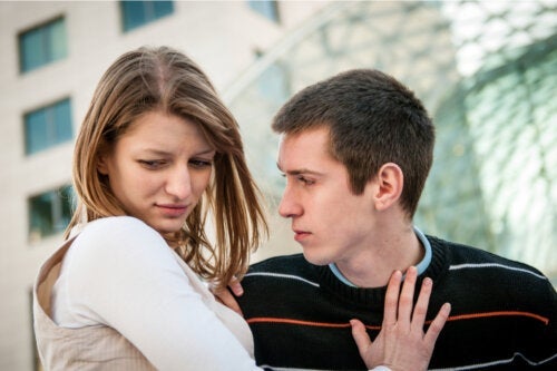 5 mulige tegn på vold hos teenagepar