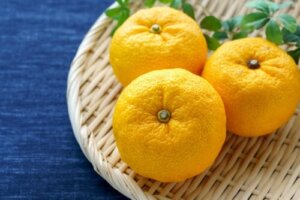 Fordele ved yuzu: En japansk citrusfrugt fyldt med C-vitamin