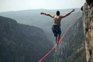 Træning på slackline: Hvad er det, og hvad er fordelene?