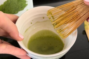 Sådan kan du tilberede matcha-te: Redskaber, opskrifter og tricks