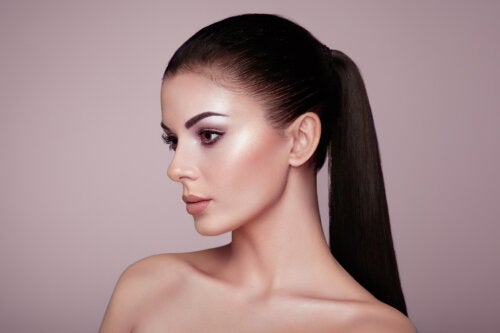 Hvad er strobing makeup-teknikken?